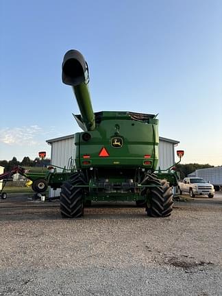 Image of John Deere S780 equipment image 2