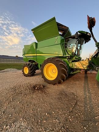 Image of John Deere S780 Primary image