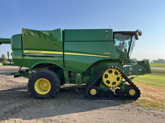 Main image John Deere S780