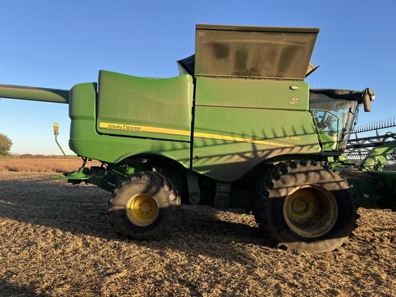 Image of John Deere S780 equipment image 3