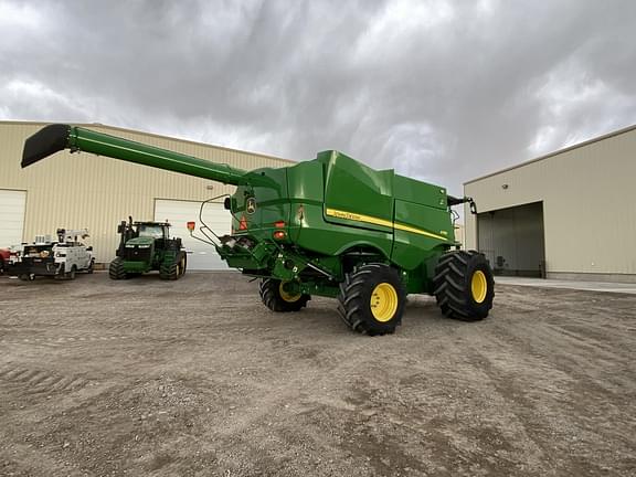 Image of John Deere S780 equipment image 3