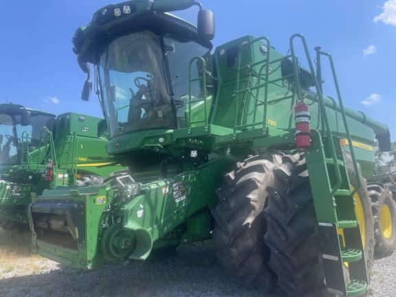 Image of John Deere S780 equipment image 4