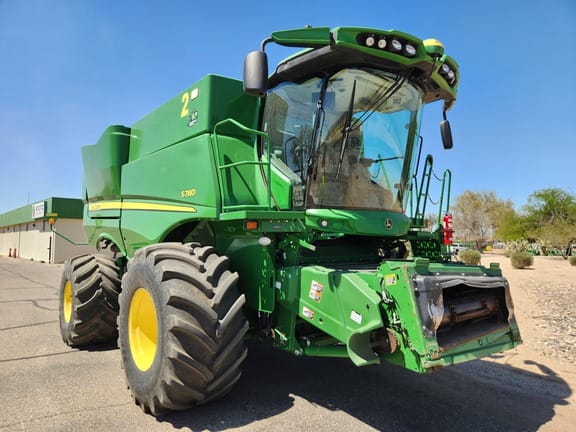 2022 John Deere S780 Image