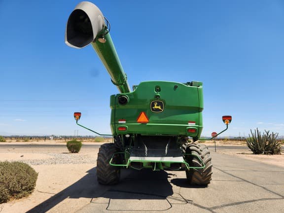 Image of John Deere S780 equipment image 3