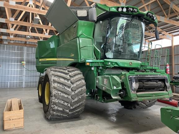 Image of John Deere S780 Primary image