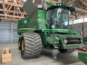 2022 John Deere S780 Image