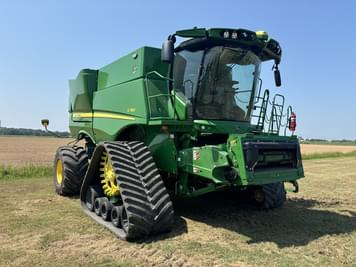Main image John Deere S780
