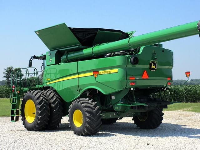 Image of John Deere S780 equipment image 4