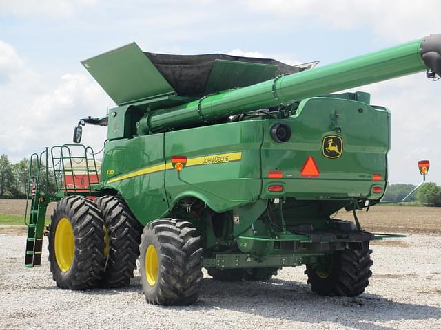 Image of John Deere S780 equipment image 2