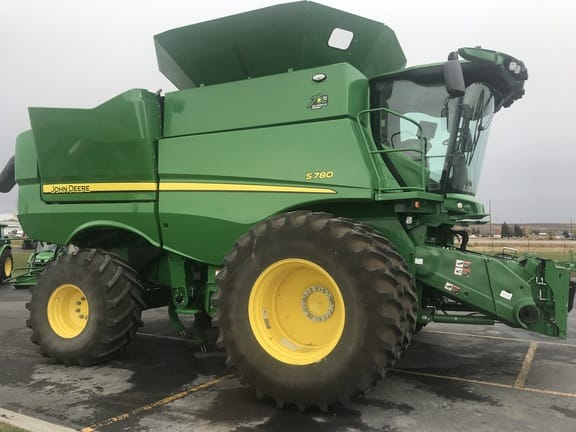 Main image John Deere S780