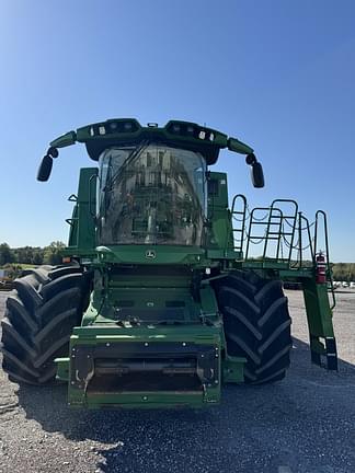 Image of John Deere S780 equipment image 2