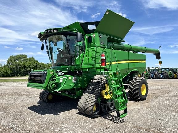 Image of John Deere S780 Primary image