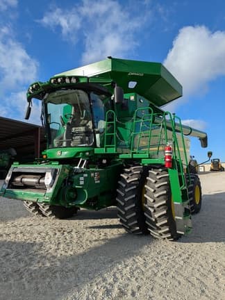 Image of John Deere S780 equipment image 3