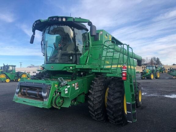 Main image John Deere S780