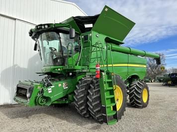 Main image John Deere S780