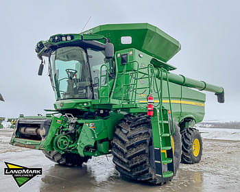 2022 John Deere S780 Equipment Image0