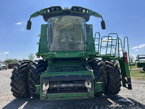 Image of John Deere S780 equipment image 2