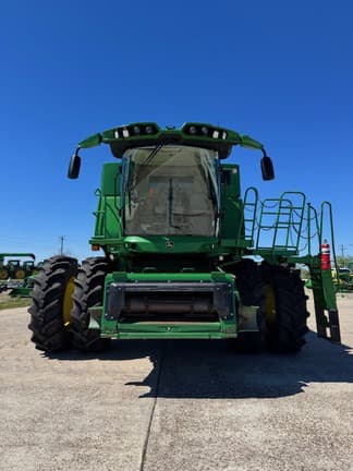 Image of John Deere S780 equipment image 2