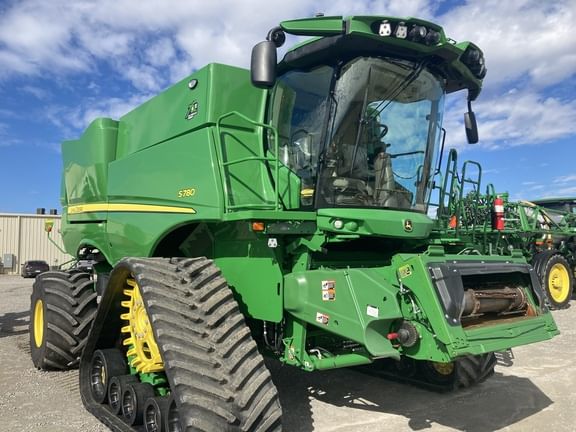 2022 John Deere S780 Equipment Image0
