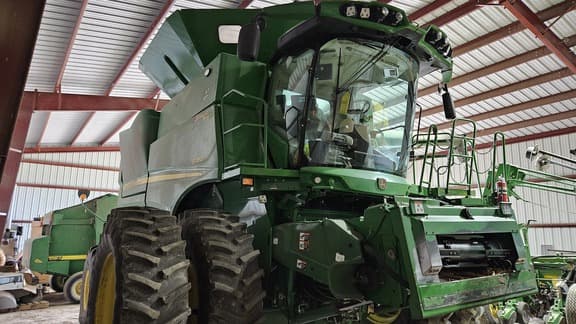 Image of John Deere S780 Primary image