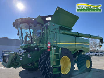 Main image John Deere S780