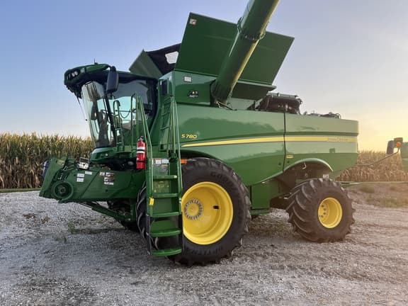 Image of John Deere S780 Primary image