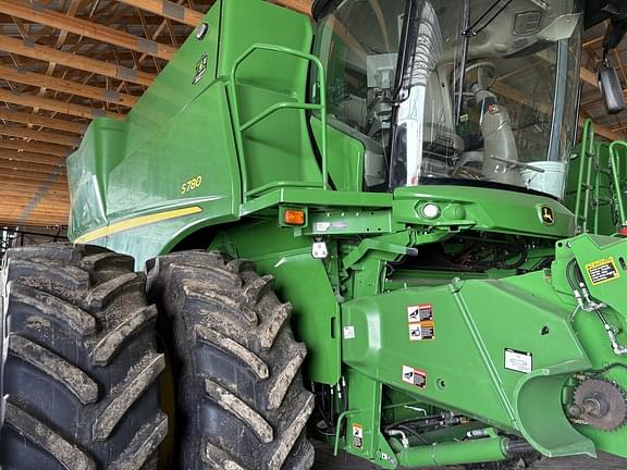 Image of John Deere S780 Image 0