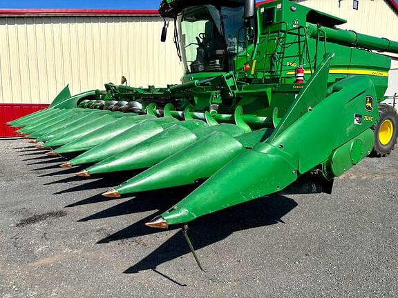 Image of John Deere S780 equipment image 1
