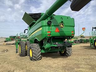 Main image John Deere S780 4