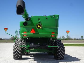 Main image John Deere S780