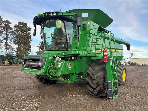 Image of John Deere S780 Primary image