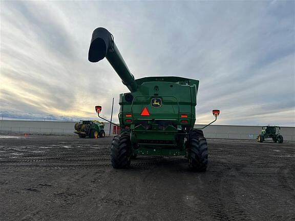 Image of John Deere S780 equipment image 3