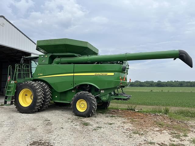 Image of John Deere S780 equipment image 3