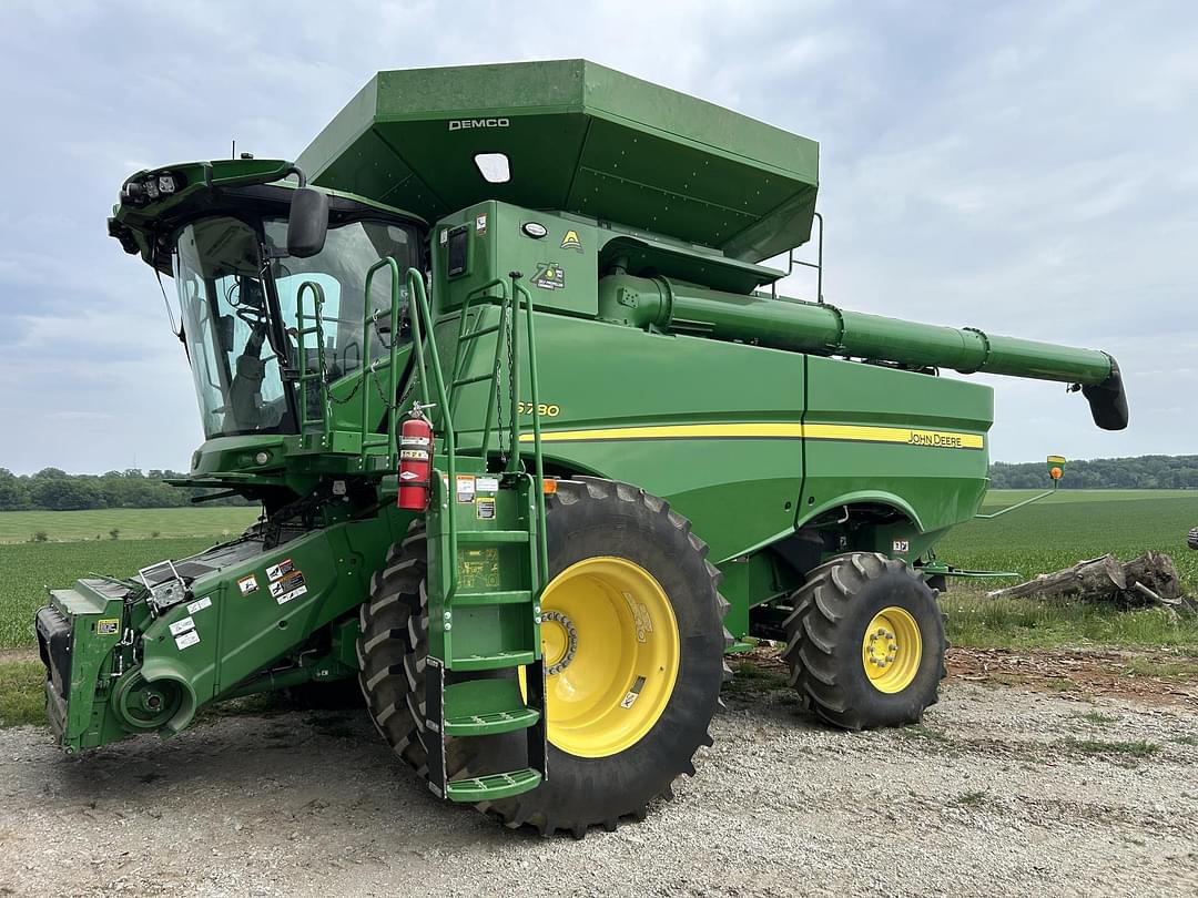 Image of John Deere S780 Primary image