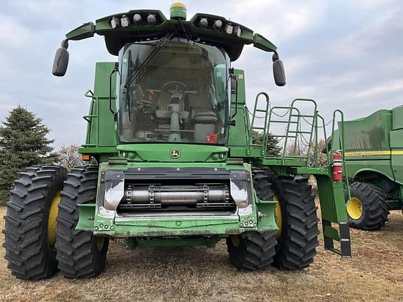 Image of John Deere S780 equipment image 3