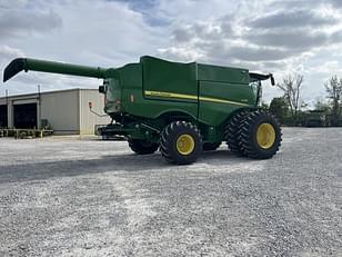 Main image John Deere S780 13