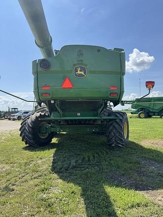 Image of John Deere S780 equipment image 4