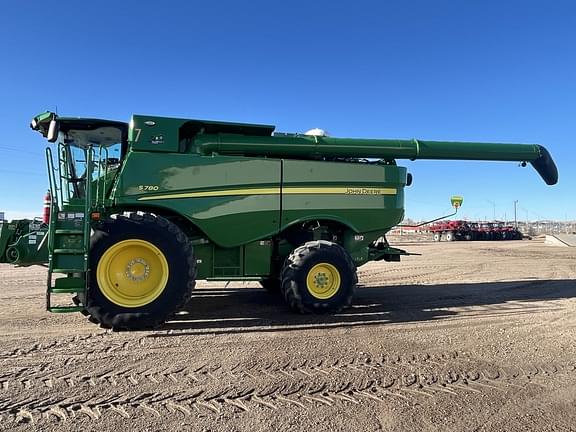 Image of John Deere S780 equipment image 3