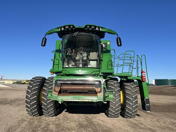Image of John Deere S780 equipment image 1