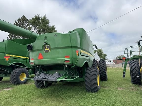 Image of John Deere S780 equipment image 4