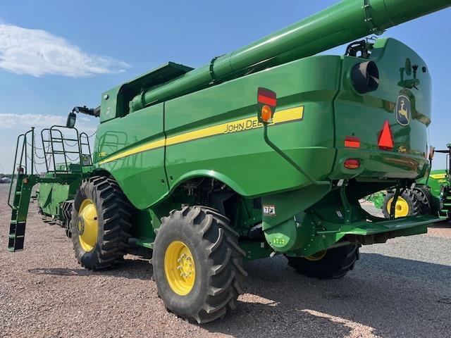 Image of John Deere S780 equipment image 4