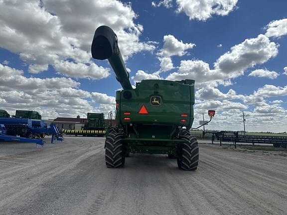 Image of John Deere S780 equipment image 3