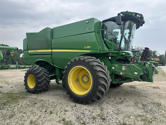 Image of John Deere S780 equipment image 2