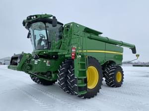 2022 John Deere S780 Image