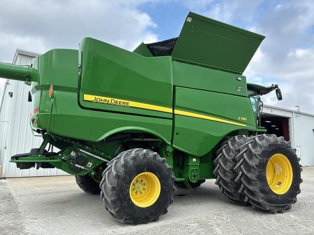 Image of John Deere S780 equipment image 3