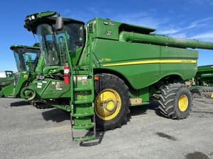 2022 John Deere S780 Image