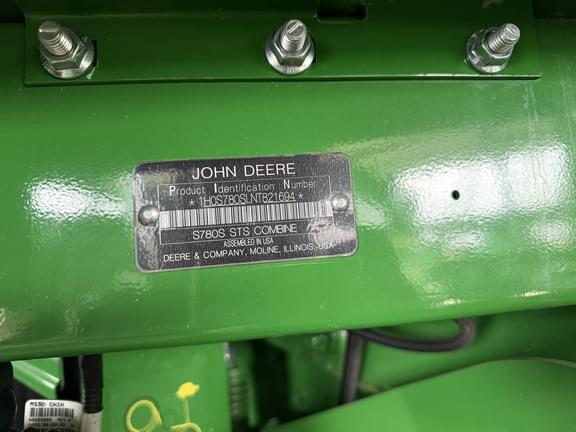 Image of John Deere S780 equipment image 1