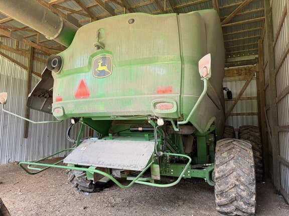 Image of John Deere S780 equipment image 2