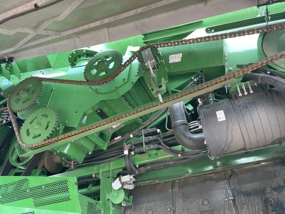 Image of John Deere S780 equipment image 3