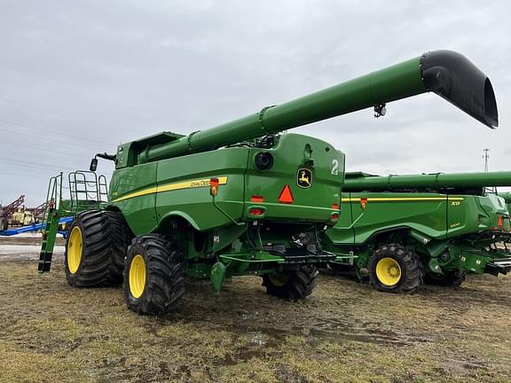 Image of John Deere S780 equipment image 2